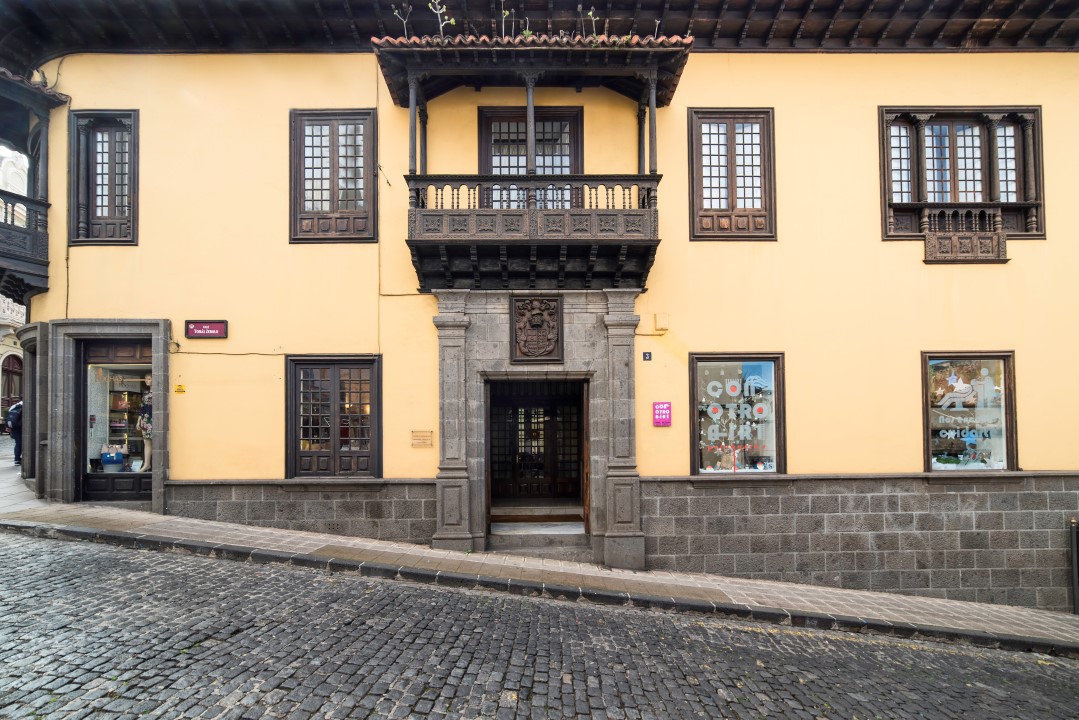 Casa Llarena Cullen 2