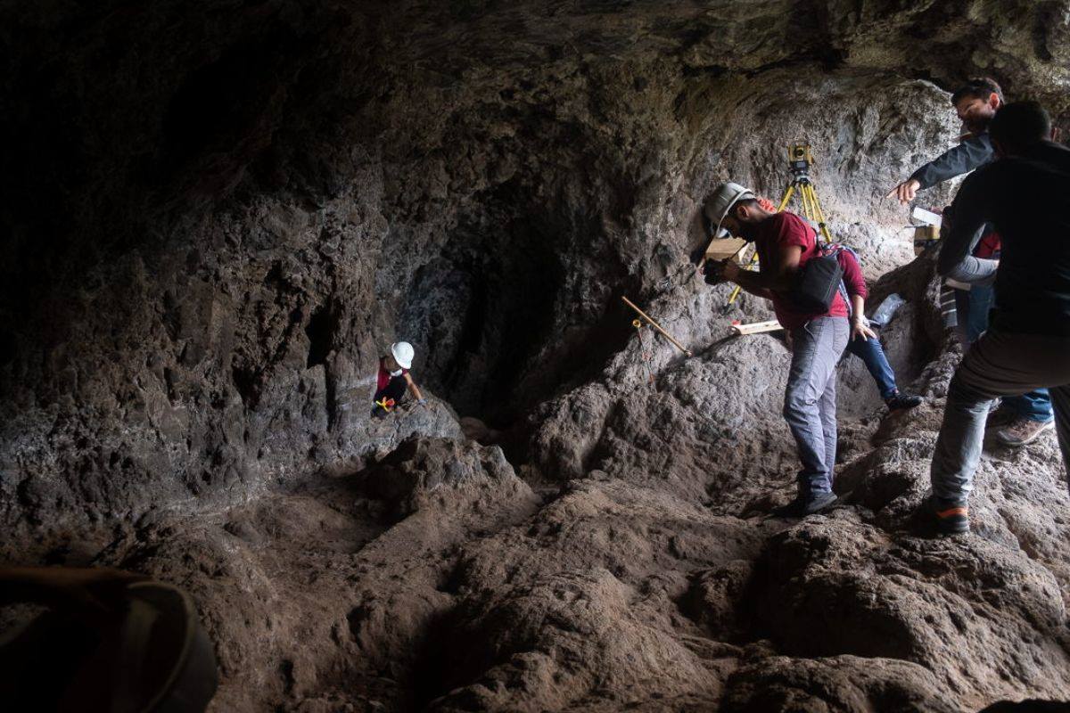 Hallazgo histórico en la Cueva de Bencomo: descubren restos anteriores al siglo XV 