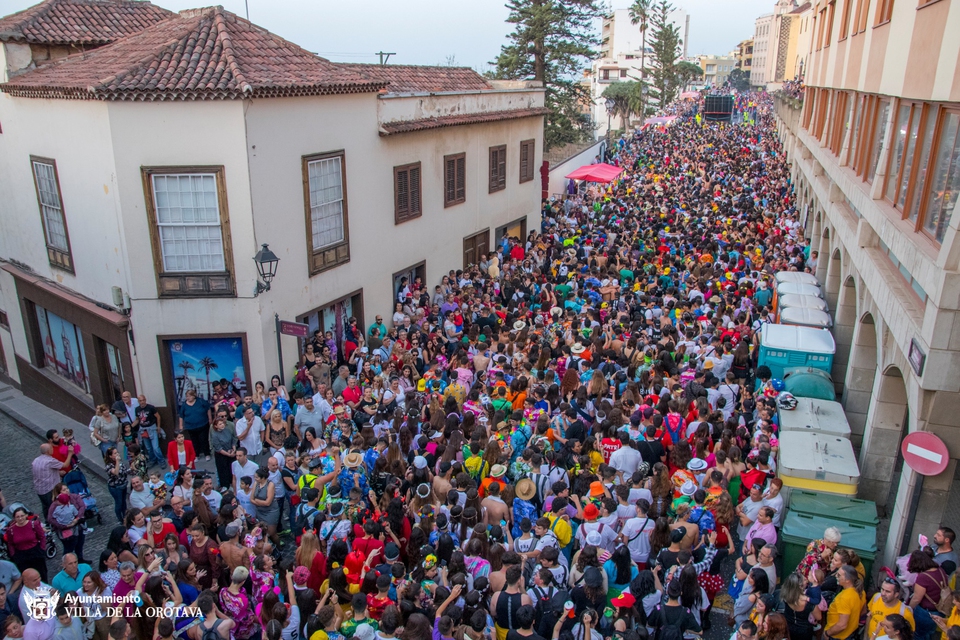 Más de 20.000 personas disfrutaron con del Coso Apoteósico de La Orotava
