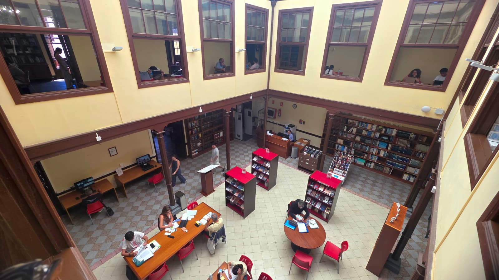 La Biblioteca Municipal de La Orotava supera los 65.000 ejemplares