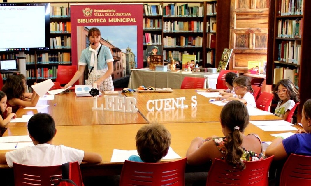 La biblioteca municipal de La Orotava acoge un taller infantil de lectura y expresión oral