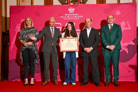 WhatsApp Image 2024-11-19 at 22.43.21 (2)