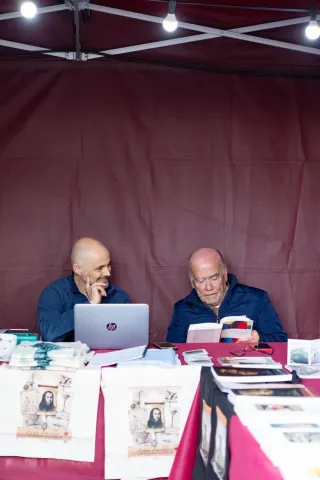 9051b797-cb83-403c-ad5b-c3b427ff18a1