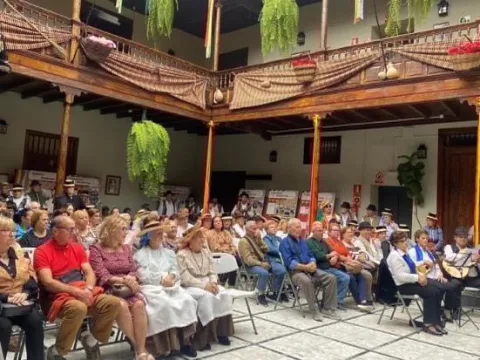 c15222a5-5bee-4757-b782-9ee8986427dc