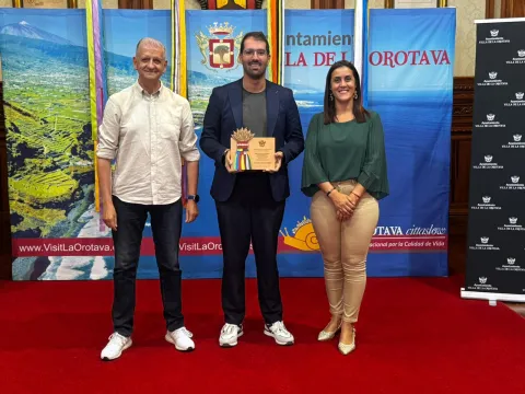 TERCER PREMIO FACHADAS