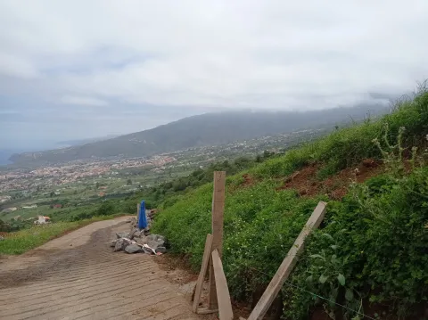 0b3f94a9-061a-40a1-8d22-d7fc9bb0d5c5