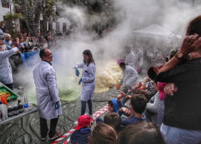 'EXPLOSIÓN CON QUÍMICA' EN LA FERIA DE LA CIENCIA