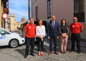 EL COLECTIVO DE TAXISTAS DE LA OROTAVA LUCEN EN SU INDUMENTARIA EL LOGO DEL DÍA MUNDIAL DEL DONANTE DE SANGRE 2020