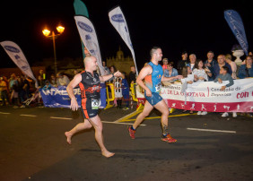 LAURA VAN DEN BEUCKEN Y FRAN CABRERA GALINDO, LOS MEJORES EN LA CARRERA NOCTURNA 8KM LA OROTAVA VITALDENT TENERIFE