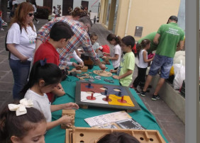 Juegos tradicionales y concierto para celebrar el Día de Canarias