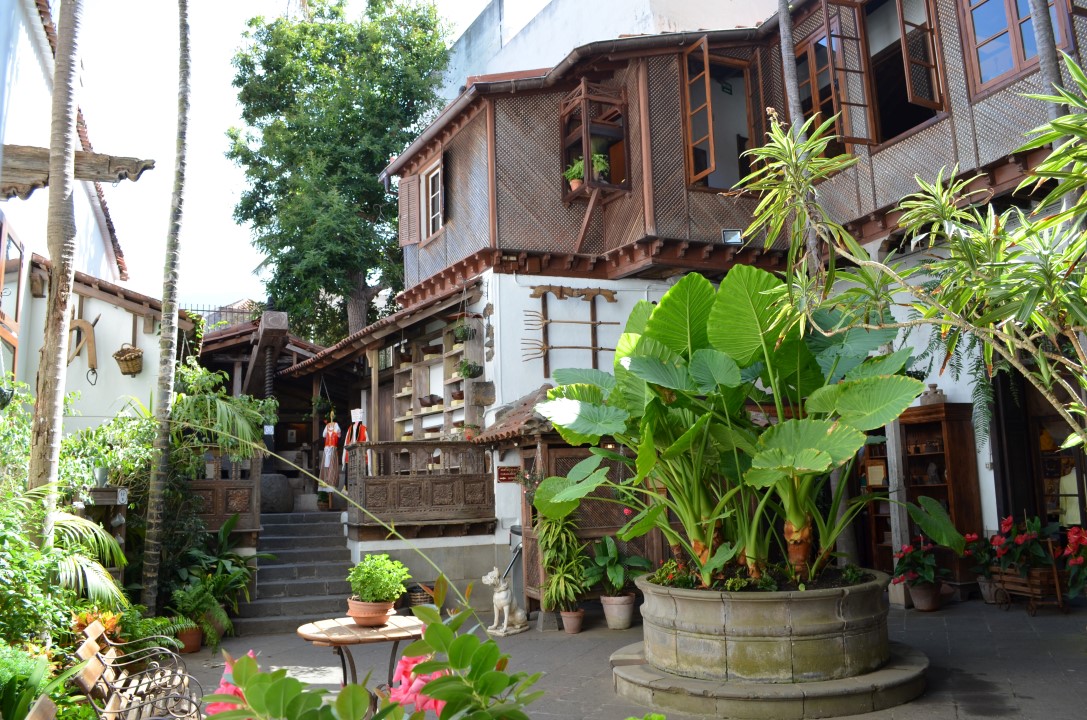 Casa Méndez Fonseca - Casa de los Balcones 1