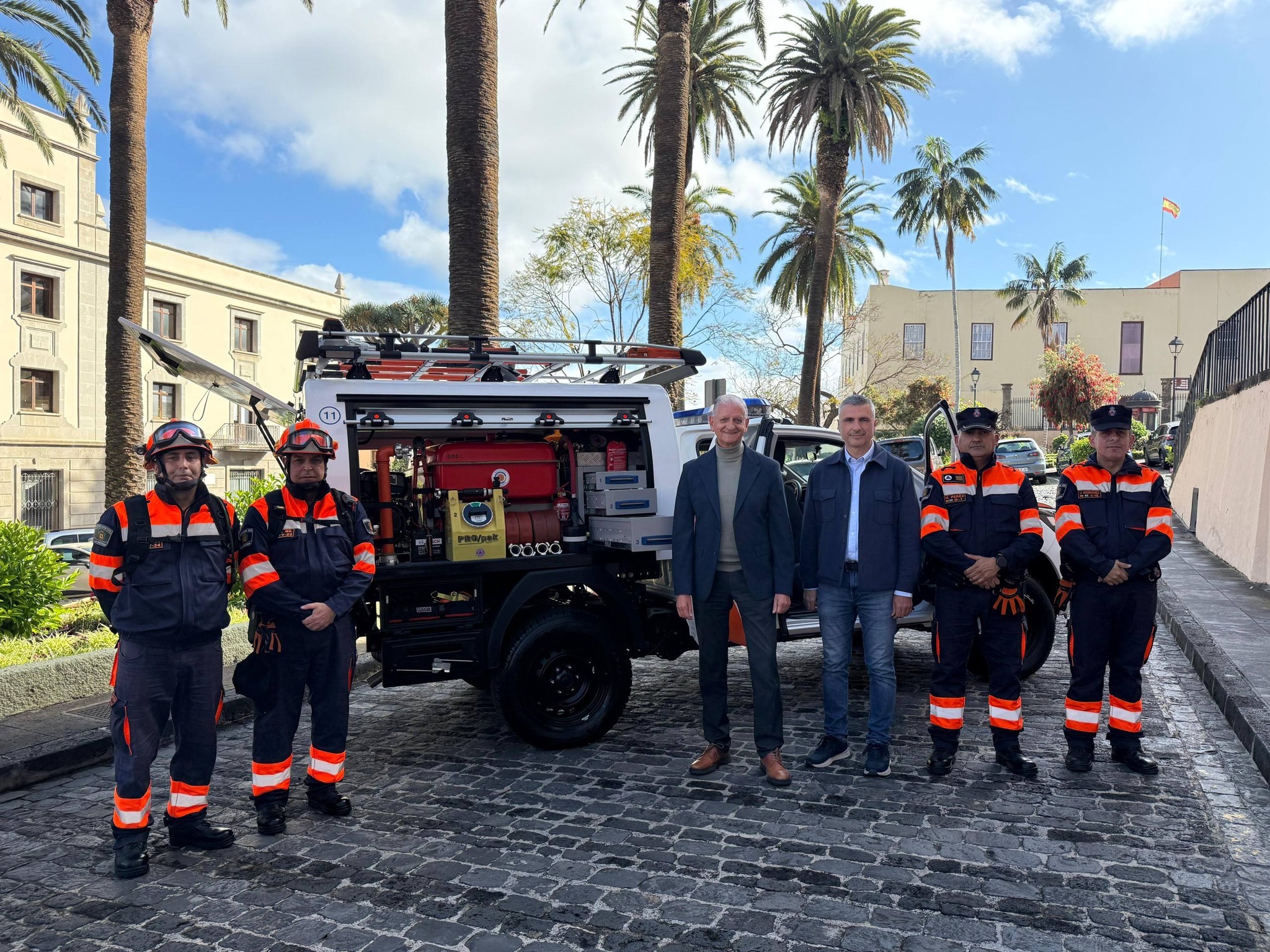 Presentación de dos nuevos vehículos para reforzar la seguridad y las emergencias