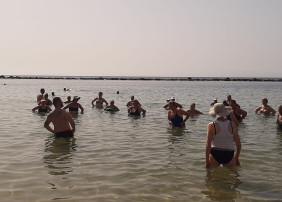 Más de 400 personas han disfrutado de las actividades saludables en la playa