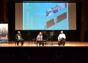 El público asistente disfrutó de la poesía de Alexis Díaz Pimienta, Yeray Rodríguez, Elsa López y José María Espinar