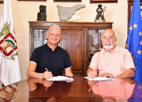 El Ayuntamiento suscribe nuevo convenio de colaboración con la Asociación Cultural Pinolere   