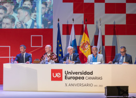 La Universidad Europea de Canarias celebra los actos de graduación de las tres últimas promociones