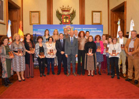 La Orotava rinde homenaje a 18 maestros que se jubilan este año 